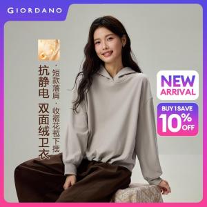 GIORDANO Women Hoodies Fleece Soft Warm Hoodies Gathered Hem Drop Shoulder Fashionable Casual Loose Hoodies 05326802