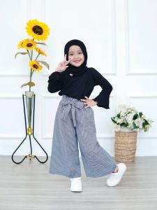 Setelan Anak Perempuan Baju Blouse + Celana Kulot / Yoona Set