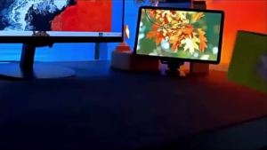 3in1 Bluetooth Speaker with 3000mAh   Foldable Phone Stand  Pembesar Suara  & Pemegang efon