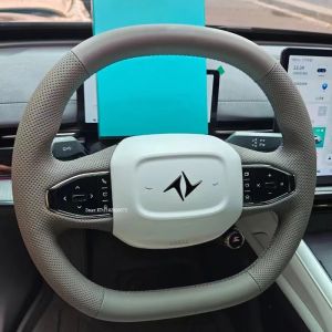 Kaly Customized Car Steering Wheel Cover For Dongfeng Yipai eπ 007 2024 Model Chinese Electronic Automotive Car Hand Sewing Accessory 7M5T2