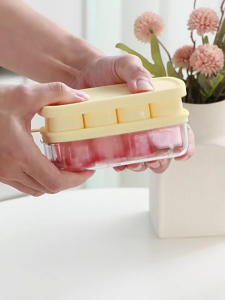 Ice Cubes Tray With Lid Silicone Ice Cubes Mold Easy Demolding Square Ice Cubes Mould For Freezer Whiskey Drink