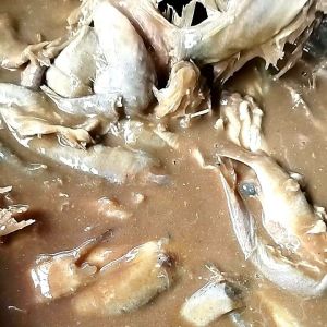 ปลาร้าปลาขาวปลาสร้อย ปลาร้าแซบนัวร์ ส้มตํา ยํา แกงหลน ปลาร้าปลาเขื่อนมูลบน และเขื่อนลําแซะ แพค1กิโลกรัม by Foods Banna