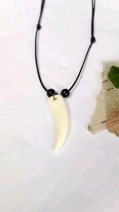 SC Kalung Taring Putih Waterproof | Kalung Siung Anti Air | COD Harga Per 1 Kalung | Tali Korea | Model Vintage | Kalung Pria | Aesthetic | Taring Murah | Kalung | Kalung Tali Simple | Kalung | Casual Kalung Gaya