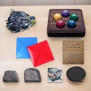 【24H】Korean Folk Game Set | ●▲■ Gong-gi Korean Jack Stone Gonggi Game Set | Squid Game 2 Peripheral Toys
