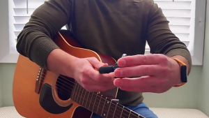 Magnetic Guitar Phone Holder Stand Phone Mount Phone Stand Clamp for 6-8.8cm Thick Guitar/Ukulele Digital Sheet Music