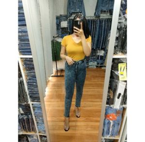 TOZENCOLECTION - HW JEANS SNOW BLUE / HW JEANS POLOS / CELANA JEANS WANITA SNOW / CELANA JEANS CEWEK HIGHWAIST