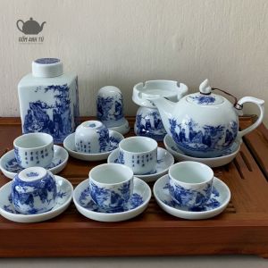 Bộ ấm chén men lam Bát Tràng tích Trúc Lâm Thất Hiền dáng chóp lửa dung tích 350ml