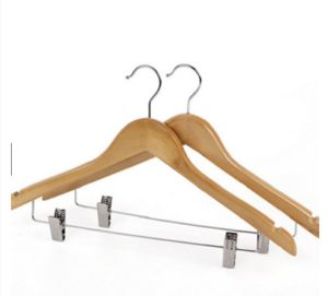 Strawberry.thai ไม้แขวนเสื้อไม้ทึบพร้อมคลิปเหล็ก （12 ชิ้น / 6 ชิ้น）45cm Y-08