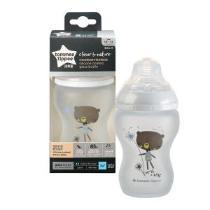 Tommee Tippee Silicone Coated Glass Bottle Newborn Gift Set (5oz & 9oz milk bottle & elephant comforter with teething ring)