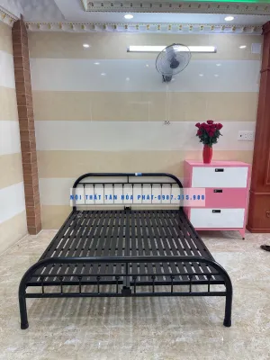 Giường sắt mỹ nghệ Tân Hóa Phát nhiều size từ 1m đến 1m8