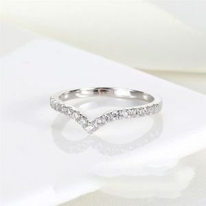 Cincin Jari Wanita V Titanium Anti Karat Selamanya / Cincin Titanium Asli Ori Import / Cincin Wanita Model terbaru