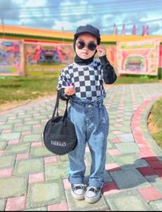 Boyfriend anak usia 3-8 tahun/celana jeans BF anak perempuan kode 01