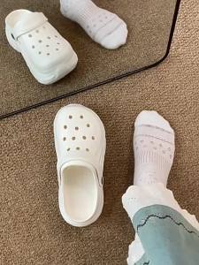[Free Shipping] Croc Shoes Thick Sole Summer New EVA Croc Slippers Height Increasing Outdoor Non-Slip Odor-Resistant Beach Croc Shoes For Women