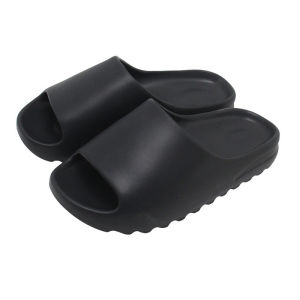 Free Shipping Versatile Casual Clogs For Women Breathable Low-Heeled Nurse Style New Summer Cartoon Cute CoupleS Closed-Toe Half Slippers