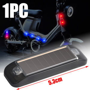 ไฟเตือนพลังงานแสงอาทิตย์รถมอเตอร์ไซค์2ชิ้นอุปกรณ์บอกไฟฉาย LED กันการชนกันของอุปกรณ์ตกแต่งรถยนต์ไฟสัญญาณกันน้ำ