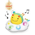 Skip Hop Explore & More Follow Bee Crawl Toy ของเล่นเคลื่อน ช่วยให้ลูกน้อยฝึกคลานตาม พร้อมแสงไฟระยิบระยับ. 