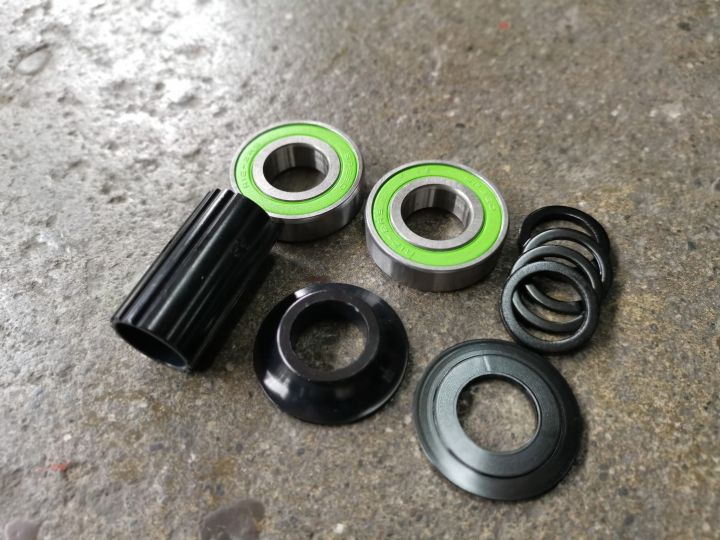 KHEbikes BMX MITTLERE Untere Halterung BB Kurbel Achse Set 19mm 8T