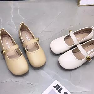Velcro Soft Sole Flat Retro WomenS Shoes 2026 Spring New Moccasin Flats