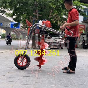 Máy khoan đất trồng cây quế MitsuTB43 tại Đắk Lắk