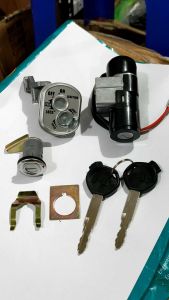 KUNCI KONTAK SET SUPRA X 125 KARBU+KUNCI JOK BELAKANG KOMPLIT (KUALITAS TERPERCAYA)