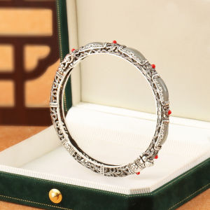 Vòng Tay Rỗng Thương Hiệu Bướm Cũ Cổ Điển Thiết Kế Thích Hợp Cho Nữ Vòng Tay Hở Phong Cách Dân Tộc Cổ Điển Cho Mẹ