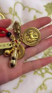 Cinnabar Five Emperors Coin Red Rope Brass Gourd Zodiac Pixiu Keychain for Wealth and Good Luck Safe Travel Pendant Cinnabar Five Emperors Money Red Rope Brass Hulu Twelve Zodiac Zodiac Pixiu Key Chain Transfer of Wealth Entry and Exit of Safe