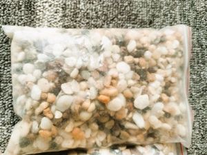 Sỏi suối  sỏi tự nhiên loại 07kg trang trí chậu cây cảnh sân vườn.