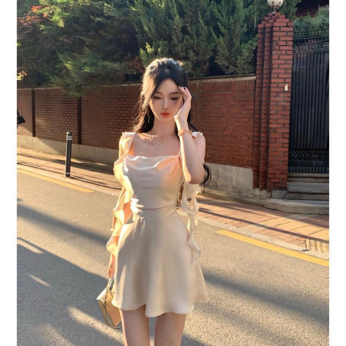 FOX.G Korean Style French-style Slim-fit Waist Niche Design Hot Girl Sling Dress  Slim Elegant Dress Apricot White Light Blue A-Line Dresses Casual  Sleeveless Mini Dress - Lazada | Lazada