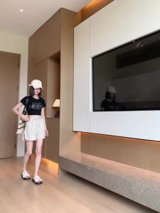 AMMIN กางเกงขาตรงผ้ากางเกงขาม้าผ้าไอซ์ซิลค์ระดับเอวแบบยางยืดใหม่ฤดูร้อน2024สีทึบสไตล์เรียบง่ายแบบสาวเกาหลี