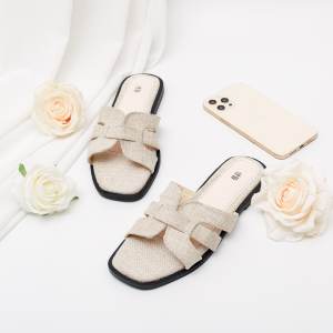 [BELI LOKAL] YURA - Slip Sandal Wanita Korea Slip Teplek Empuk Casual Sendal Slop Kantor Flat Cewek Modis