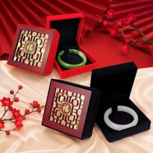 Velvet Jewelry Storage Box Hollow Out Pendant Necklace Case Bracelet Watch Organizer Gifts Storage