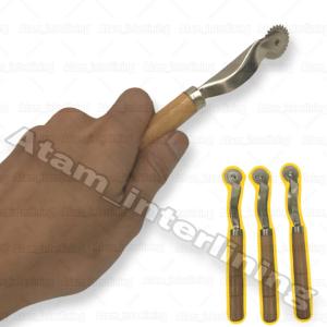 ( 1 pcs ) Rader Tracing Wheel Kayu dan Pelastik | Rader Alat Pola Jahit Gerigi | Rader Alat Pola Bahan | Rader Alat Penanda Pola Bahan | Rader Alat Penanda Bahan | Rader  Plastik | Rader