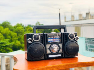 [ XẢ KHO - GIÁ ƯU ĐÃI ] tổng hợp đài Radio Đa Năng SW999 nhỏ gọn tiện lợi thiết kế đẹp hoài cổ bắt sóng FM/AM/SW/USB/SD hỗ trợ BLTSD