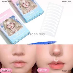 [COD] Fresh sky 30Pcs Nose Transparent Invisible Thin Nose Stickers With Tweezers Shrinking Nose Wing Patch For Cosplay Special Nose Shrink