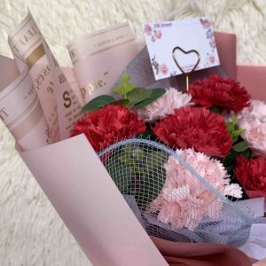 9 Carnations bouquets - Love you long long Mami ❤️ Mother’s Day gift ( 40cm x 30cm +-)