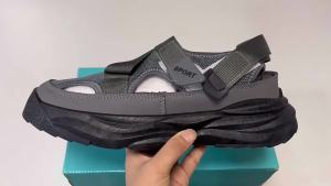 Crocs 2026 New Summer Outdoor Dad Driving Sandals MenS Thick-Soled Mesh Sports Beach Shoes