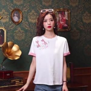 AMMIN 2024เสื้อสตรีเสื้อแขนสั้นเย็บปะต่อกันปักลายดอกไม้สไตล์วินเทจเสื้อยืดผ้าฝ้ายฤดูร้อนของผู้หญิงเสื้อเบลาส์หรูหราสไตล์ประจำชาติ