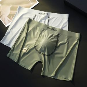 YTM ง่าย บ็อกเซอร์ผ้าซาตินไหมสำหรับผู้ชาย บางเฉียบ ระบายอากาศได้ กางเกงในที่ให้ความรู้สึกเย็นสบาย สะดวกสบาย แห้งเร็ว บ็อกเซอร์ไร้รอยต่อ ผู้ชาย