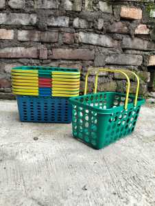 Keranjang Plastik Sabun Oval Bulat Segi / Keranjang Wadah Tempat Mainan Storage Serbaguna / Keranjang Parcel Ultah