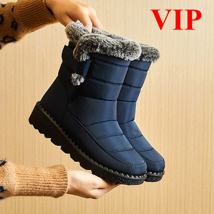 Women's short boots with hot sale fur