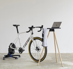 Tons Laptop Race Table: Eco-Friendly Cockpit for Indoor Cycling (Zwift)