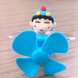 AILEBE Cute Wind-Powered LED Light-Up Plane Toy for Vehicles ของเล่น