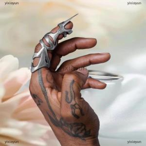 [COD] yixiayun 1 Piece Gothic Rock Machinery Scroll Joint Armor Knuckle Knight Metal Multilayer Finger Rings Punk Armour Rings Cosplay Jewelry Gift