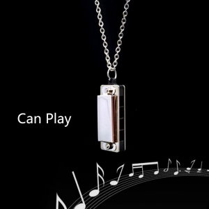 Mini Harmonica 4 Hole 8 Tone Harmonica Portable Small Harmonica Necklace Pendant Harmonica for Kids