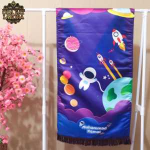 Sajadah Free Custom Nama Anak Sejadah Premium Lapis Busa Anti Slip Hadiah Kado (ORAEATLABORA)-2