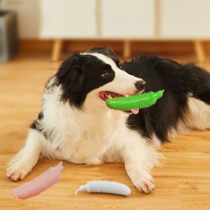 ER52858 Cucumber Shape Dog Teeth Grinding Stick Wear Resistant Bite Resistant Dog Biting Stick Dog Training Toys TPE Dog Chew Toy Relieve Boredom
