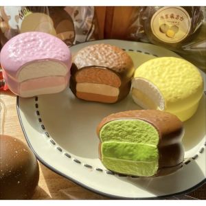 Moist Thick Simulated Bread Toast Squeeze Ball Slow Rising Soft Texture Realistic Food Squishy Toy Pinch Sensory Fidget Toy