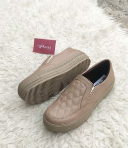 Sepatu Wanita Sneakers Casual Cewek Premium Synthetic Import Sepatu Cewek Tanpa Tali Trendy Kekinian