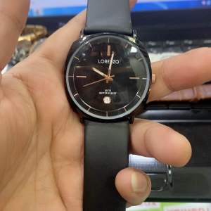 Jam tangan fashion pria dan wanita Lorenzo garansi Resmi 1 tahun