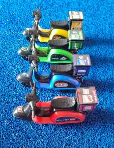 Mainan sepeda VESPA/SCOOTERdari Plastik keras4 warnaPULLBACKREAL ModelHARGA MURAHkualitas baik